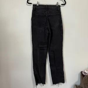 Abercrombie and Fitch The 90s Straight Ultra High Rise Black Denim Jeans Sz 26 R thumbnail 6