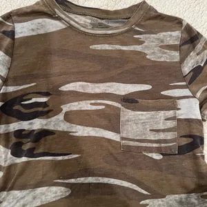Zoe & Liv Camo T-Shirt thumbnail 3
