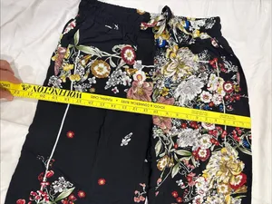 Elie Tahari Black Floral Wide Leg Pants Drawstring Adjustable Waist Size Small thumbnail 8