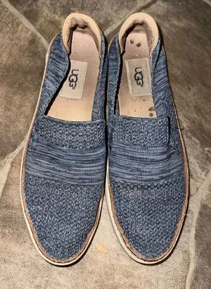 Uggs heathered blue striped size 7 comfortable slip on loafers thumbnail 1