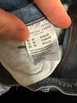 American Eagle Outfitters Baggy Jeans size 00 thumbnail 4