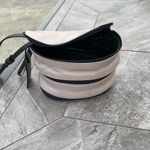 Marc Jacobs REVERSIBLE leather Crossbody / Creme /Hunter Green, GOAT leather thumbnail 10