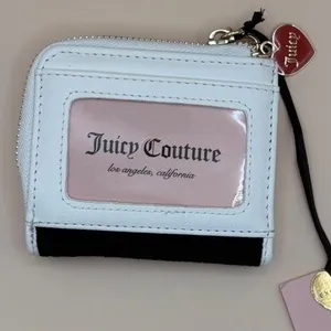 Juicy Couture Sweet‎ Juicy L-Zip Card Case Wallet Black Velour Strawberry NEW thumbnail 2