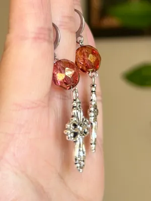 Handmade vintage antique goth cross earrings✝️ thumbnail 5