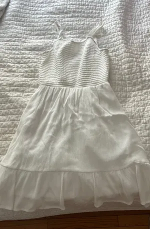 Art Class White dress thumbnail 1