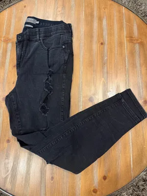 Torrid Bombshell Skinny Black Distressed Premium Stretch Distressed Jeans 20R thumbnail 1
