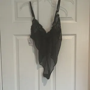 New Auden intimates size Med Black thumbnail 3