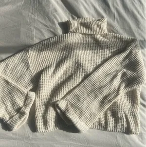 Knit Cream Turtleneck Sweater White Size M thumbnail 2
