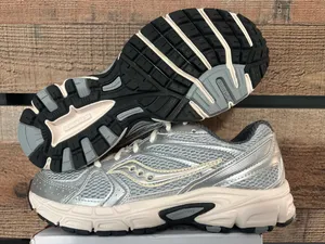Saucony running sneakers  thumbnail 4