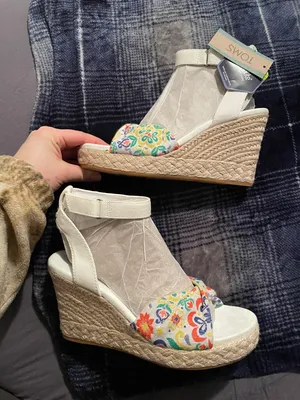 Toms Wedge Heels thumbnail 3