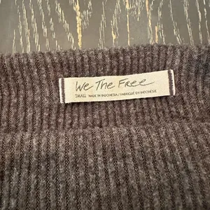 We The Free Free people waffle knit grey thermal crewneck small pullover thumbnail 5