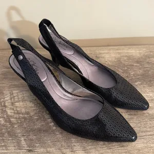 Life Stride Black Slingback Heels Shoes Women’s Size 8.5 Flower Pattern Office thumbnail 2