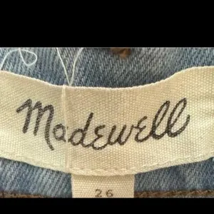 Madewell high-rise denim shorts in watt wash size‎ 26 thumbnail 4