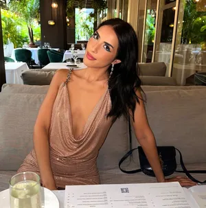 Boutique dress thumbnail 1