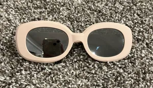 Pink Sunglasses thumbnail 1