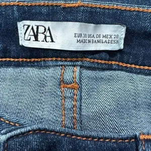 Zara Dark Blue Raw Hem Skinny Jeans Women’s 6 thumbnail 2