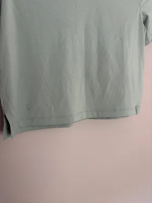 Lululemon Ultralight Waist-Length T-Shirt Jade Gray Size 2 thumbnail 6