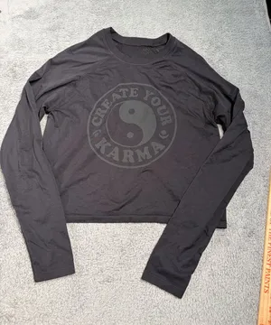 Spiritual gangster Black Create Your Karma Yin Yang Cropped Long Sleeve Top XS/S thumbnail 1