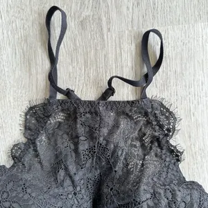 PINK Victoria’s Secret High Neck Lace Racerback Push Up Bra XS thumbnail 2