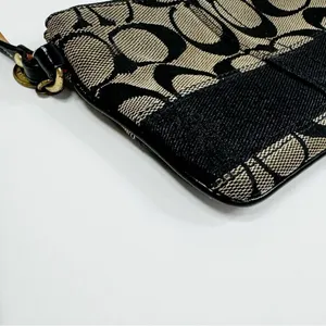 Coach 40028‎ Signature Logo Jacquard Corner Zip Wristlet Pouch Tan Black thumbnail 9
