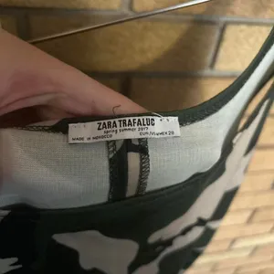 Zara Women's Camo Printed Body Con Midi Dress Ribbed Size Medium thumbnail 2