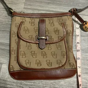 Dooney & Bourke Leather and Canvas Crossbody Signature/Logo Purse thumbnail 3