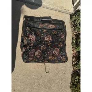 Lexil Travelware Tapestry Rolling Luggage Suitcase Floral 20" L 23" W thumbnail 5