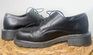 Vtg Dr. Martens Oxfords Lace Up Shoes Black Leather Derby Made in England Chunky thumbnail 1