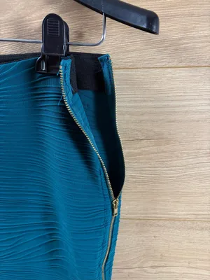 Bershka Teal Textured Mini Skirt with Gold Side Zip Small thumbnail 6