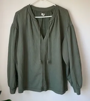 Aerie Olive Green Pullover Peasant Top thumbnail 1
