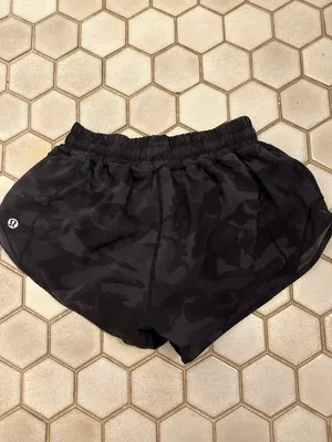 Lululemon Shorts thumbnail 2