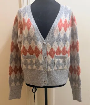 Lush Preppy Argyle Knit Button Up Cardigan In Grey & Mauve - Size M - NWOT thumbnail 2