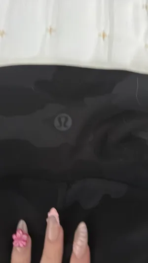 Lululemon Camo Align Leggings Black 25" thumbnail 4