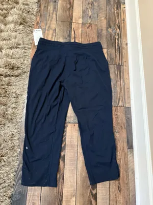 Lululemon Joggers  thumbnail 2