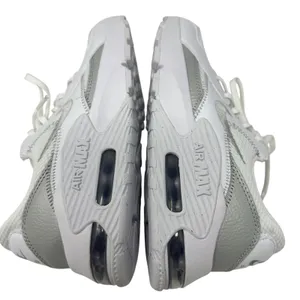 Nike Women’s Air Max Excee White Metallic thumbnail 7