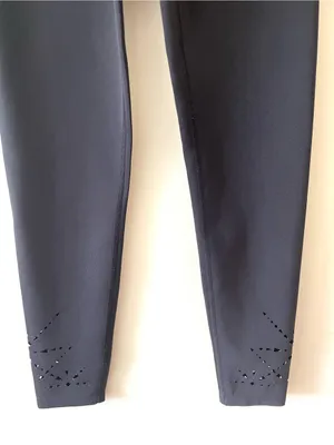 BEYOND Yoga x Equinox Leggings laser cut out hem size Small thumbnail 4