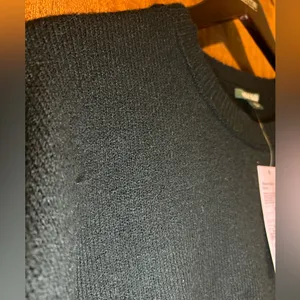Wild Fable Black Cropped Sweater with slight balloon sleeve thumbnail 6