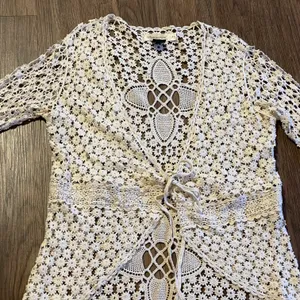 Urban Mangoz NWT Crochet Lace Tie Front Cardigan Coverup Cream X-Large thumbnail 9