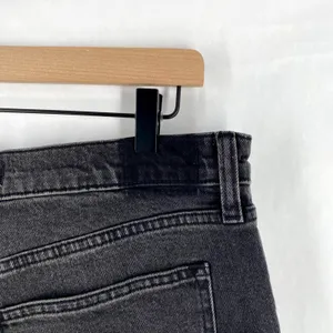 Abercrombie & Fitch Curve Love High Rise 90s Straight Jeans‎ Womens 32 Black thumbnail 6