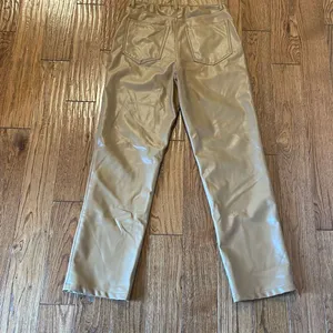 Abercrombie & Fitch 90’s ultra high rise faux leather tan pant 30 thumbnail 9