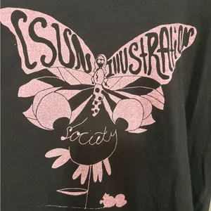 AMERICAN APPAREL Black T-Shirt with CSUN Illustration Pink Graphic thumbnail 2