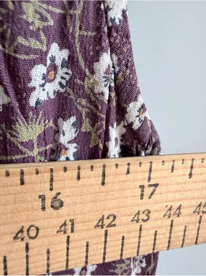 Soft Girl Sleeveless Floral Garden Midi Dress in Plum Size S thumbnail 5