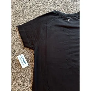 NWT Old Navy Women's Black Fluid Seamless Go Dry Tee Size Small thumbnail 8