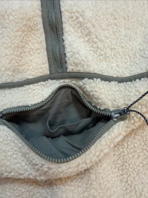 Womens Vapor apparel Cream Sherpa Fleece Hoodie olive piping size small EUC thumbnail 4