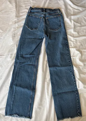 Abercrombie 90s High-Rise Jeans thumbnail 2