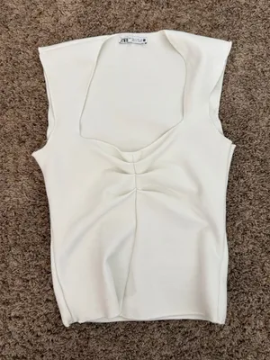 Zara top thumbnail 1