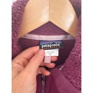 Patagonia Synchilla Fleece Jacket Womens XS Berry Purple Full Zip Sherpa Trim thumbnail 3
