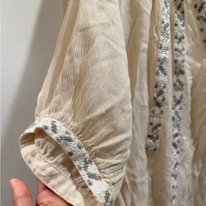 American Eagle Outfitters Cream Blouse with embroidered‎ Floral Accents Size XL thumbnail 4