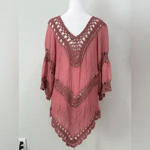 Elegant Crochet Trim Blouse in Dusty Rose Size L thumbnail 2