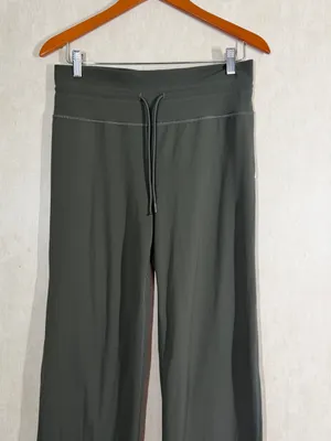 Vuori Women’s Daily Wide Leg Leggings Pants Pull On High Rise in Green L thumbnail 4